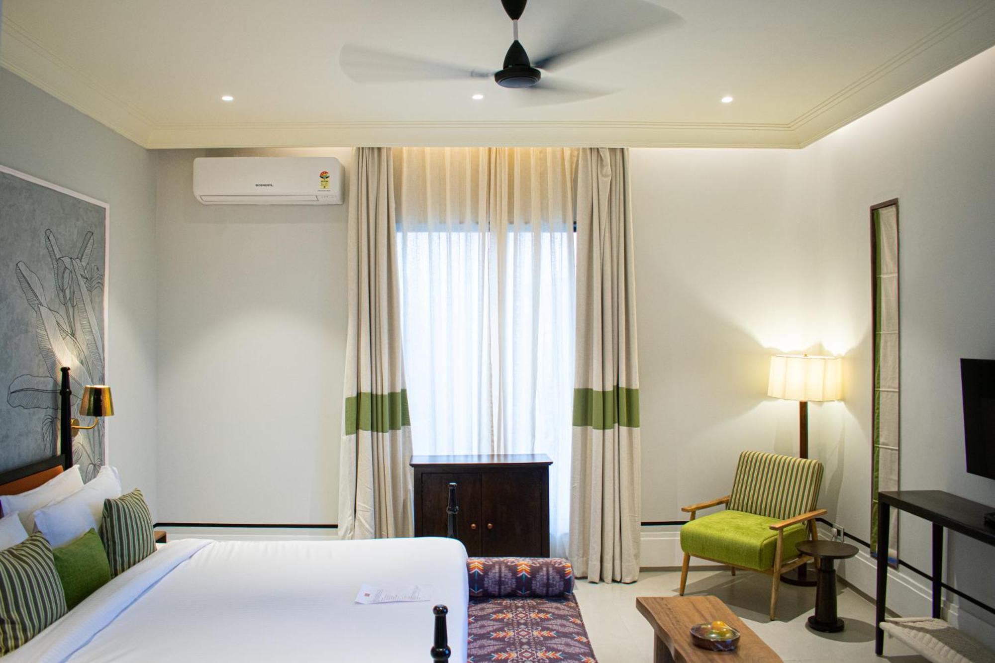 The Sierra - By The Lake Udaipur Exterior photo
